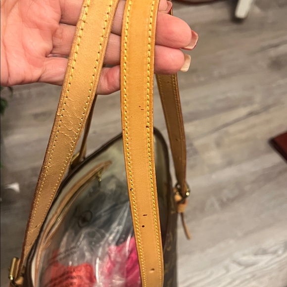 Pre loved authentic LV - Picture 5 of 12